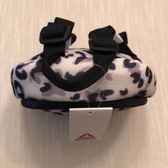 🎉🤩HOST PICK🤩🎉Reebok | Rose Mini Backpack | Leopard - Picture 4 of 6